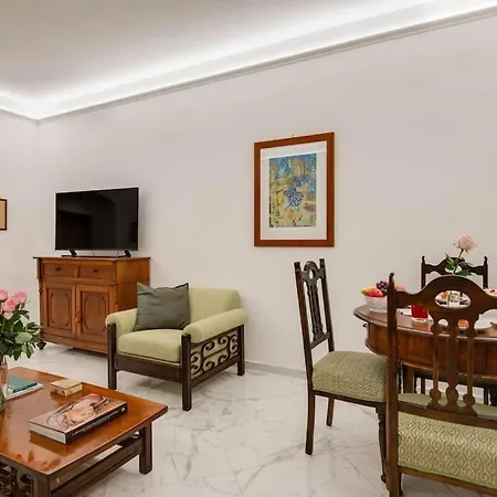 Chic Duomo Apartment *